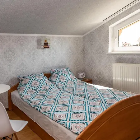 Quarto em Acomodações Particulares Goscinne Skaut *